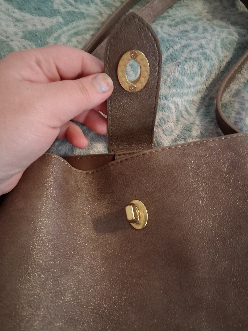 Authentic Leather Taupe Shoulder Tote with Turn-Lock Closure With Mini Bag And - Picture 7 of 8